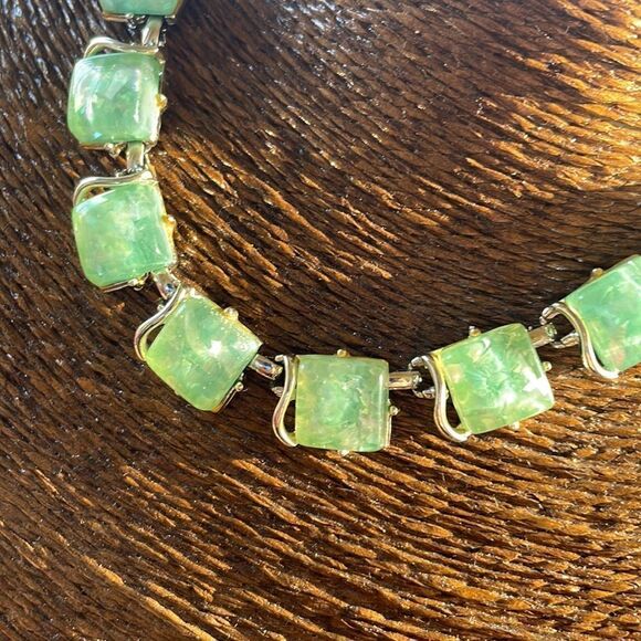 Vintage Signed 50's Lucite Coro Necklace - Picture 2 of 4